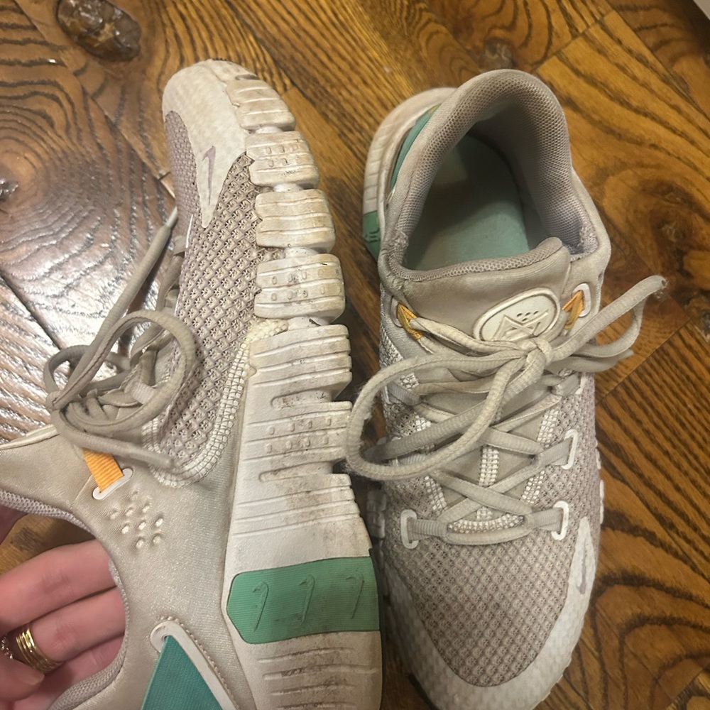 Nike Sneakers